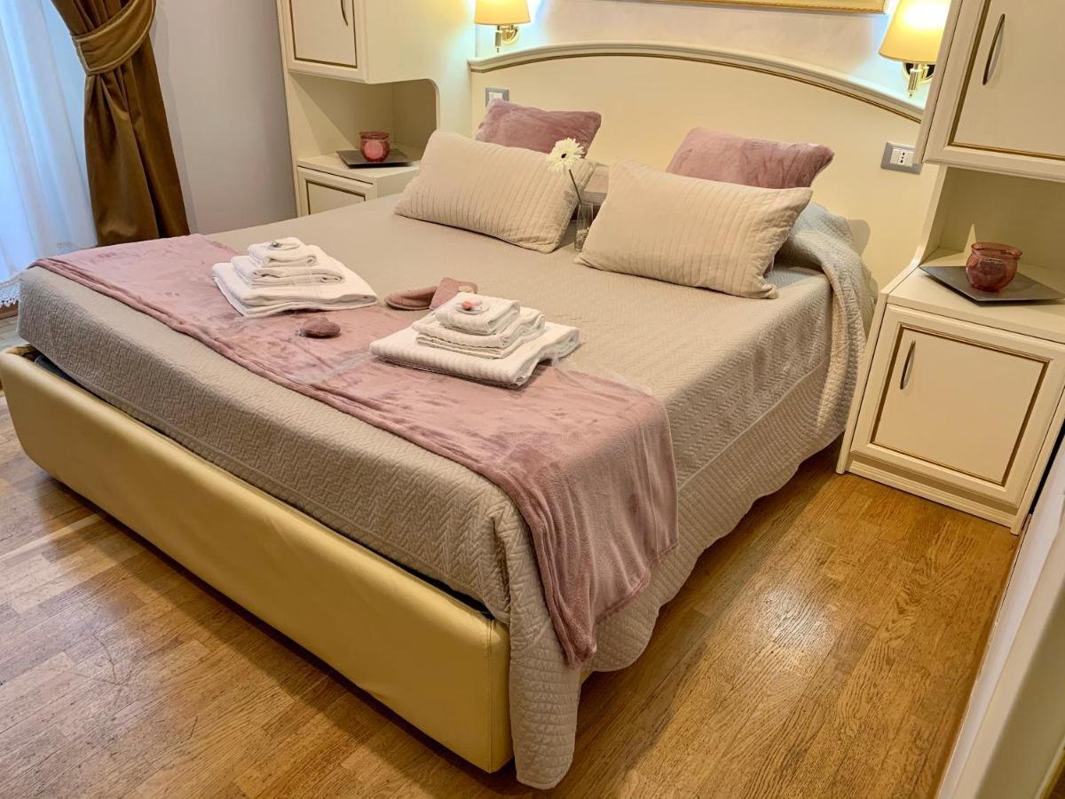 Bed and Breakfast Domus Via Veneto Řím Exteriér fotografie